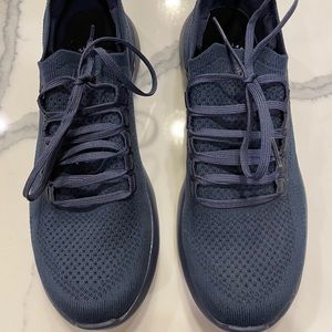 Apl techloom breeze like new size 8.5